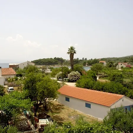In With Sea View, Balcony, Air Conditioning, Wifi 3560-3 Sućuraj