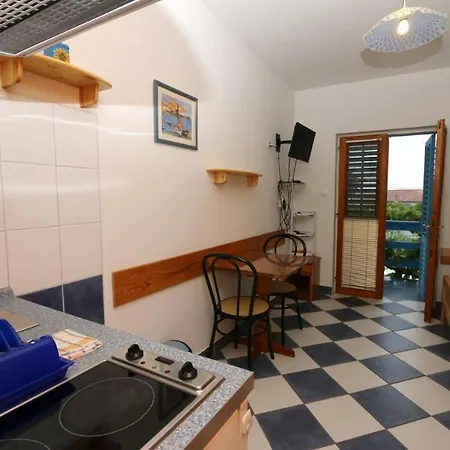 In With Sea View, Balcony, Air Conditioning, Wifi 3560-3 Sućuraj