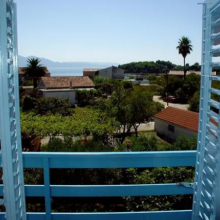 Apartment In With Sea View, Balcony, Air Conditioning, Wifi 3560-3 *